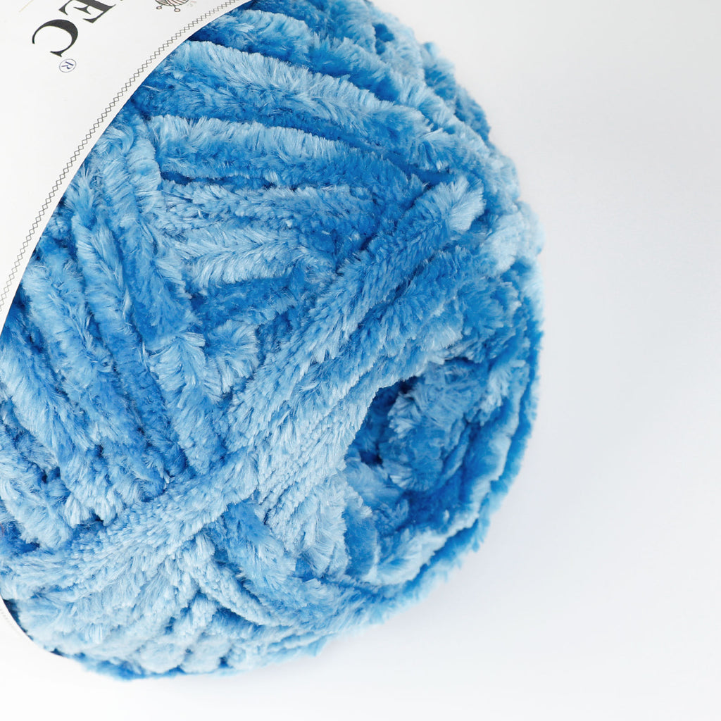 NICEEC 300g Soft Chenille Yarn Blanket Velvet Yarn for Knitting, Crochet, Weaving DIY Craft Total Length 150m (164yds)