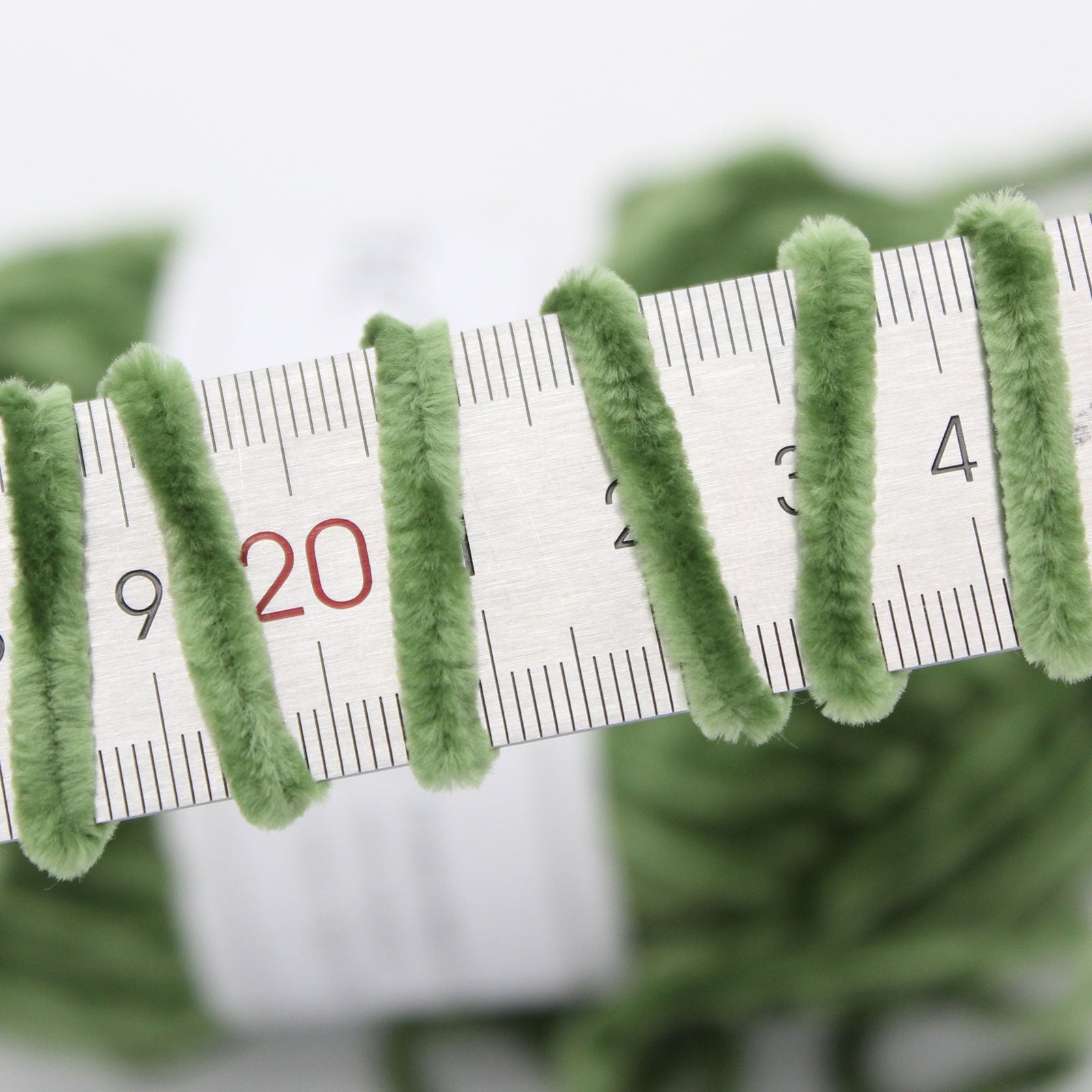 NICEEC 3 Skeins Soft Chenille Yarn Blanket Yarn for Knitting Fancy Yarn for Crochet Weaving DIY Craft