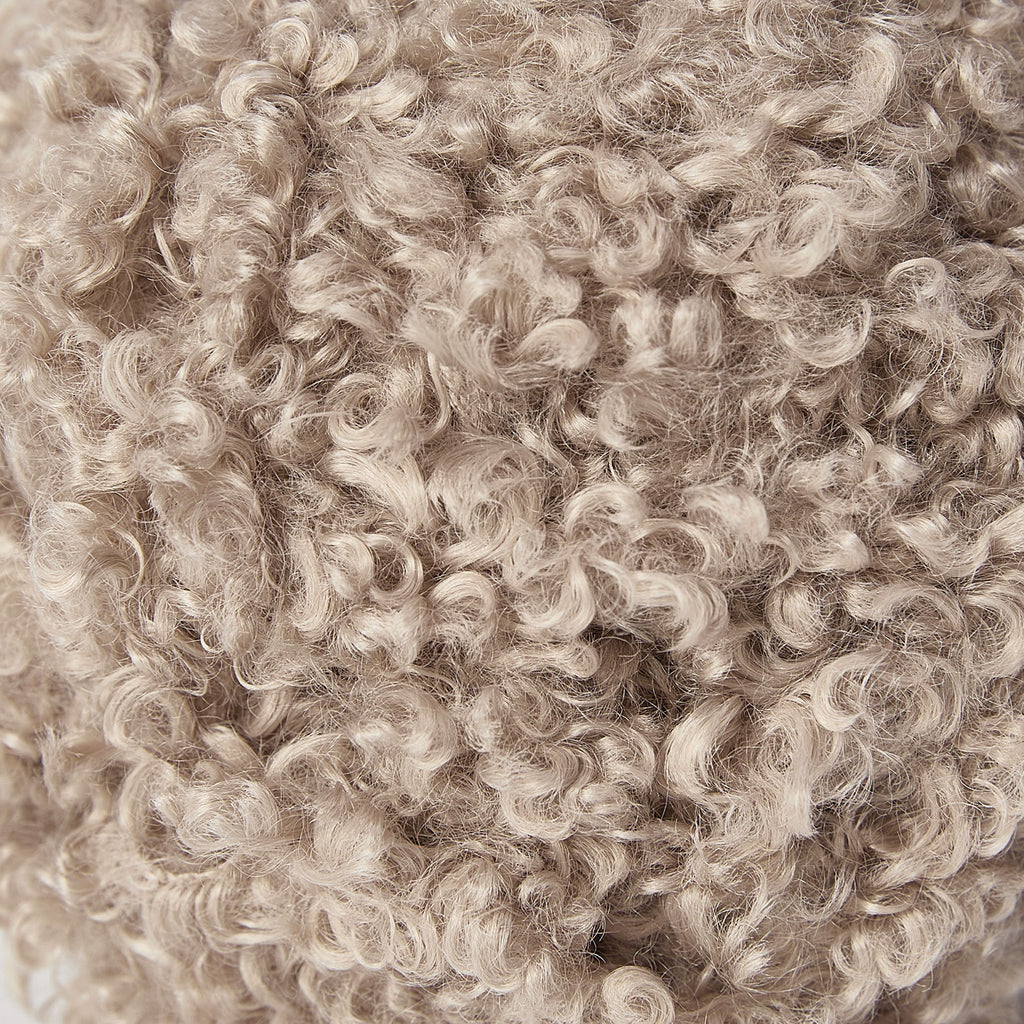NICEEC 2 Skeins Teddy Fur Yarn Super Soft Yarn Chunky Fluffy Faux Fur Yarn Fuzzy Yarn Eyelash Yarn for Crochet Knit -Total Length 2×50m(2×55yds,3.53oz×2)