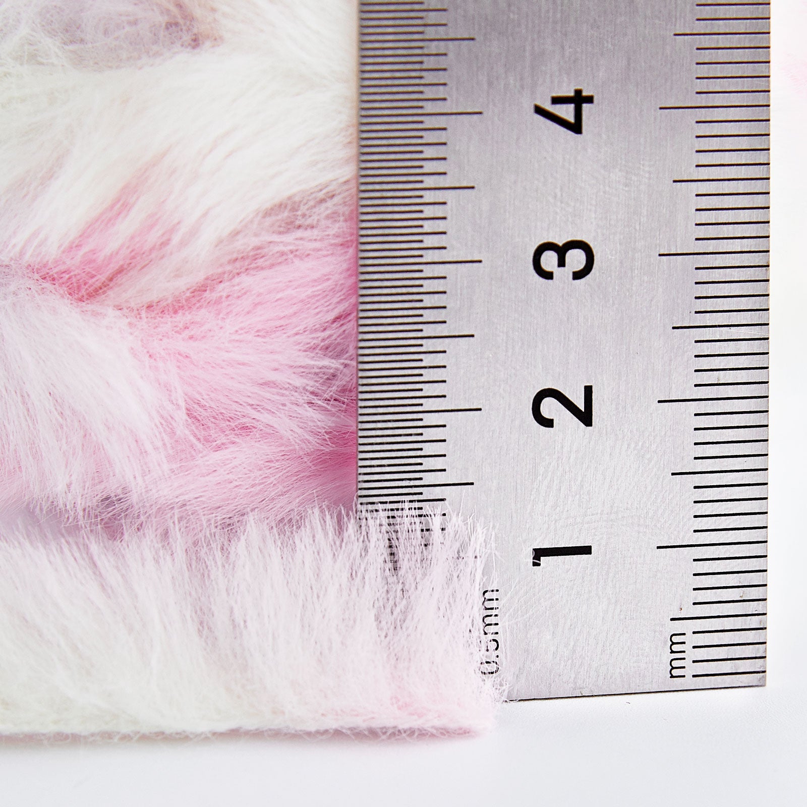 Super Soft Fur Yarn Chunky Fluffy Faux Fur Yarn Eyelash Yarn