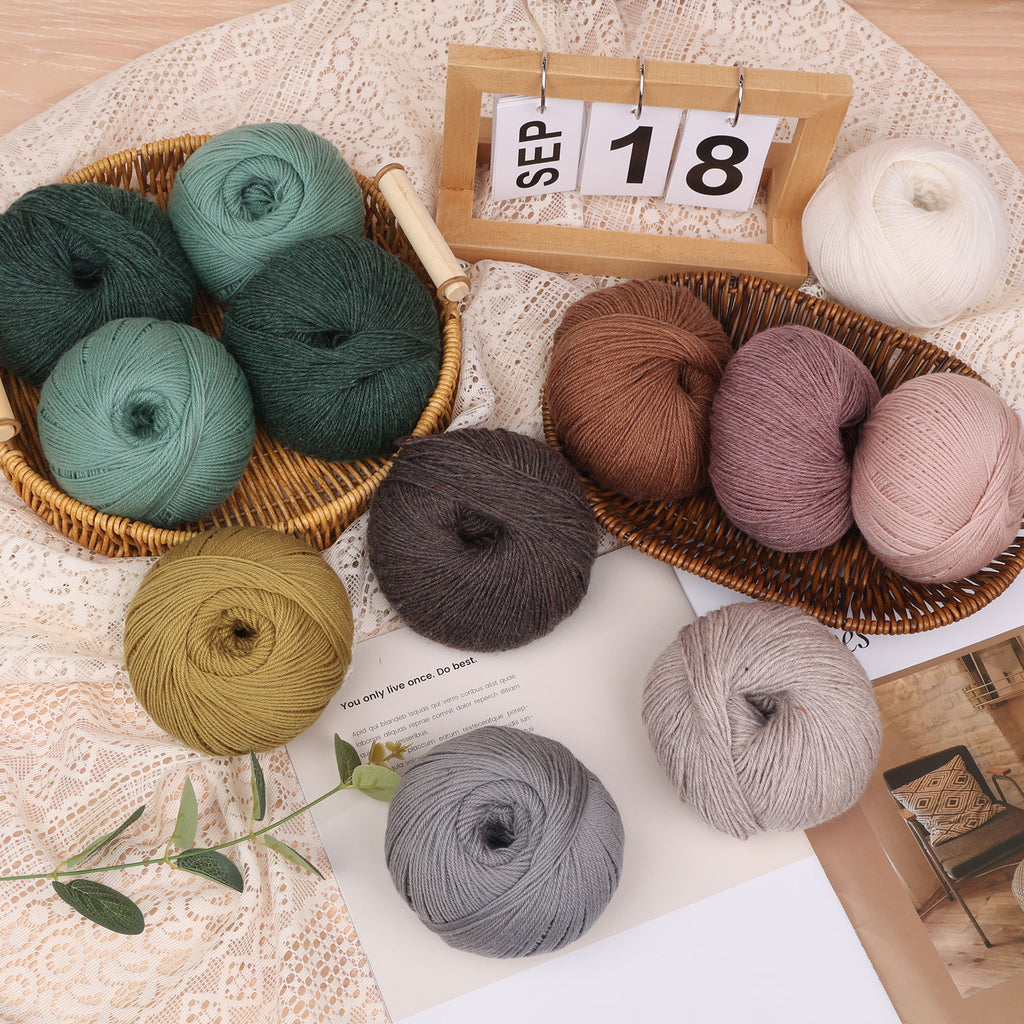 NICEEC 4 Skeins Soft Merino Wool Yarn - Soft & Warm, Finger Weight, Woolen Yarn for Crochet & Knitting